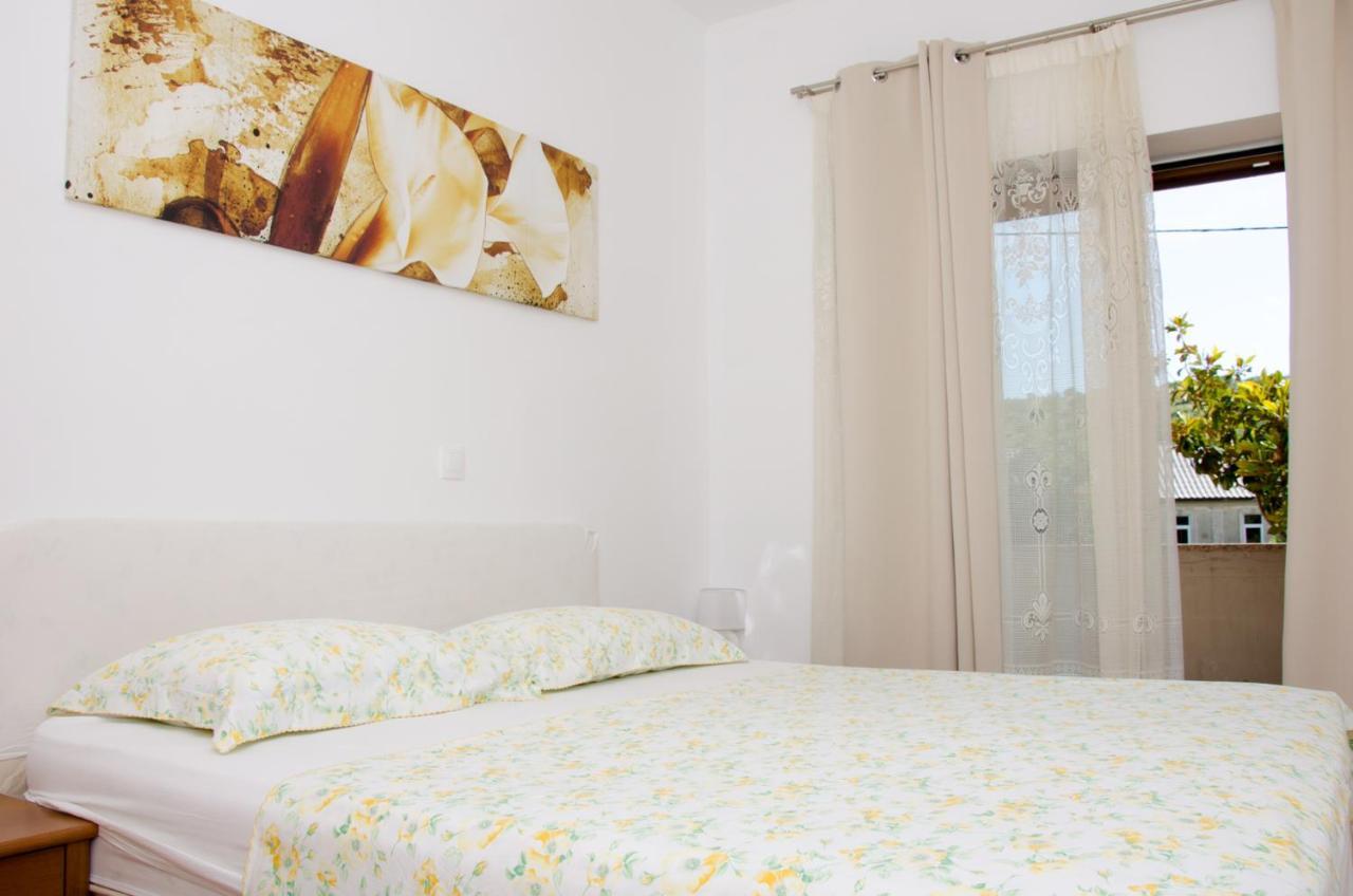 Guesthouse Ruza Сень Экстерьер фото