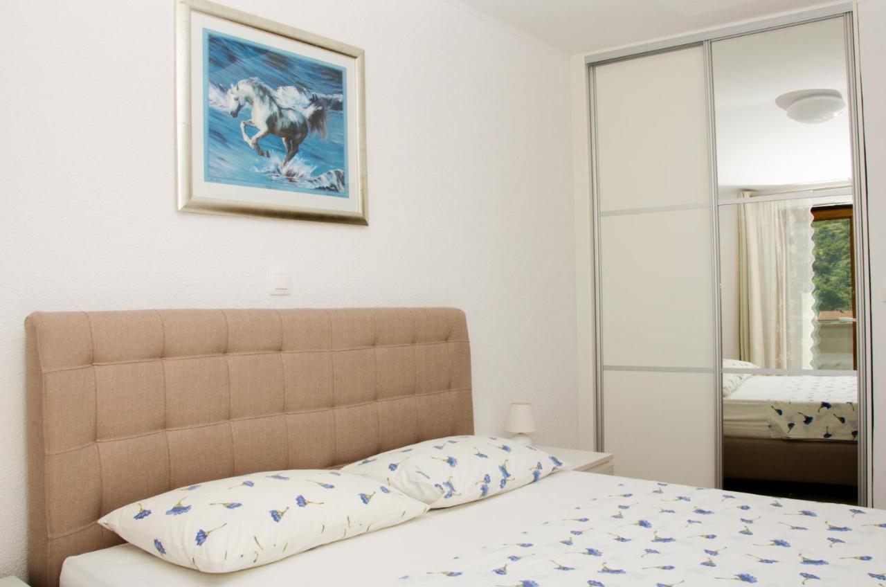 Guesthouse Ruza Сень Экстерьер фото