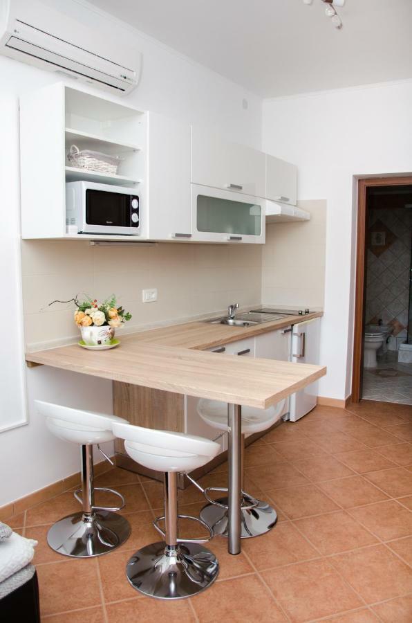 Guesthouse Ruza Сень Экстерьер фото